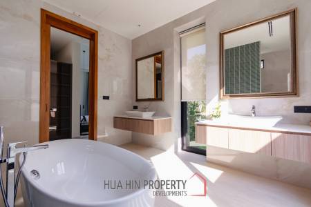 828 sqm modern pool villa on 3200 sqm in Springfield Estate Hua Hin, Cha-Am