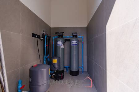 828 sqm modern pool villa on 3200 sqm in Springfield Estate Hua Hin, Cha-Am