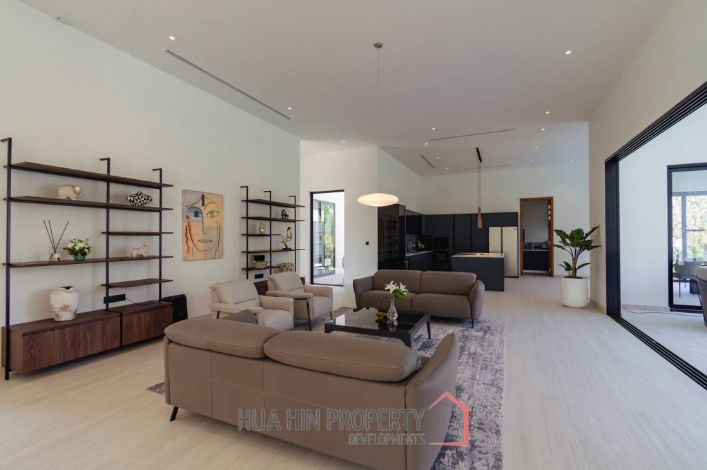 828 sqm modern pool villa on 3200 sqm in Springfield Estate Hua Hin, Cha-Am