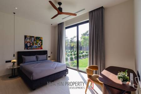 828 sqm modern pool villa on 3200 sqm in Springfield Estate Hua Hin, Cha-Am