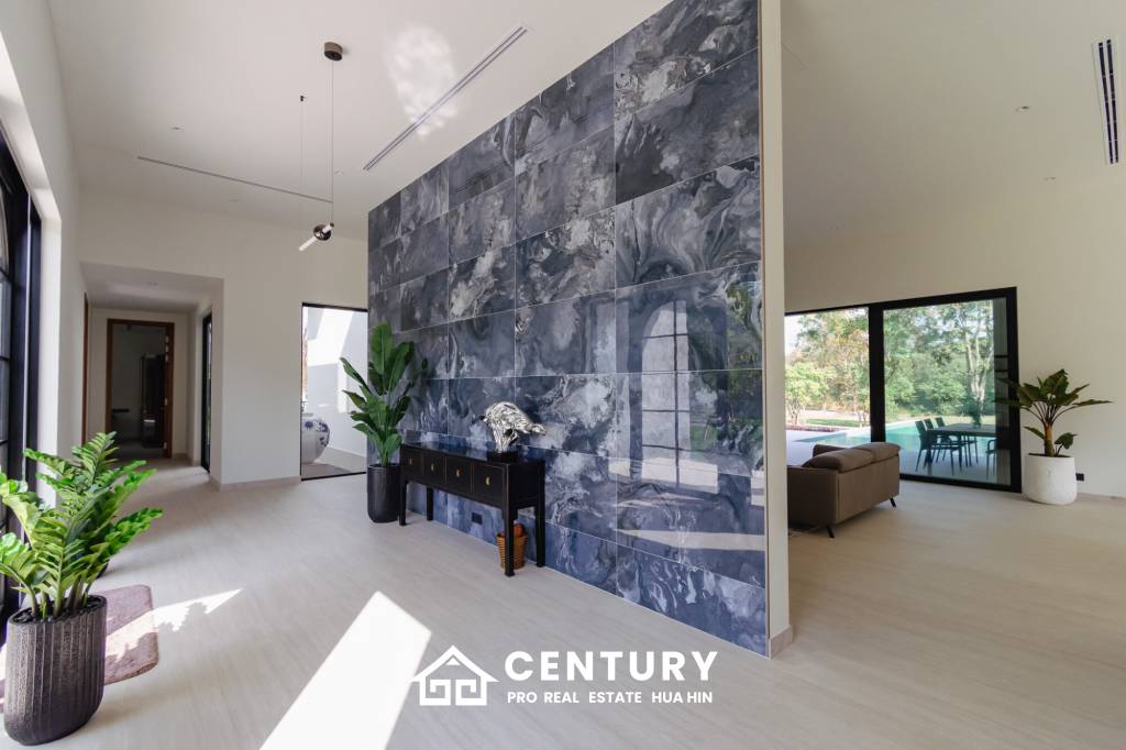 828 sqm modern pool villa on 3200 sqm in Springfield Estate Hua Hin, Cha-Am