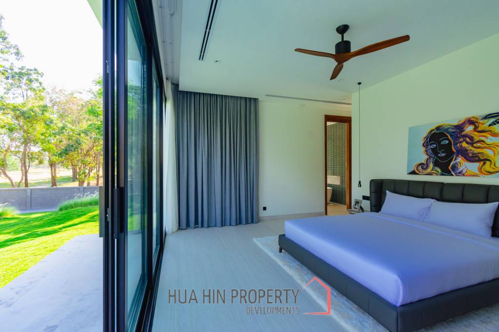 828 sqm modern pool villa on 3200 sqm in Springfield Estate Hua Hin, Cha-Am