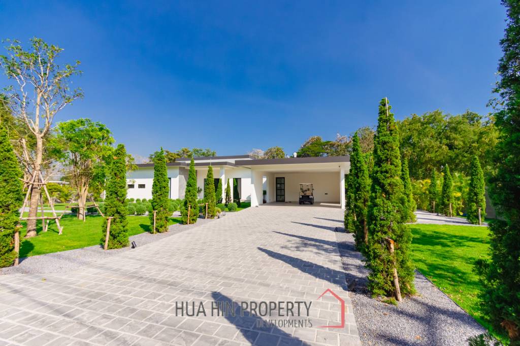 828 sqm modern pool villa on 3200 sqm in Springfield Estate Hua Hin, Cha-Am