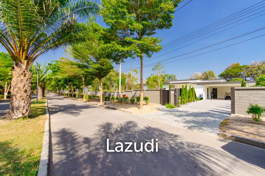 828 sqm modern pool villa on 3200 sqm in Springfield Estate Hua Hin, Cha-Am