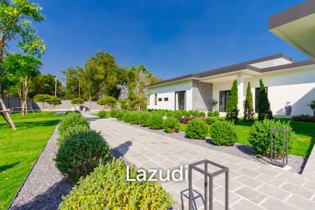 828 sqm modern pool villa on 3200 sqm in Springfield Estate Hua Hin, Cha-Am