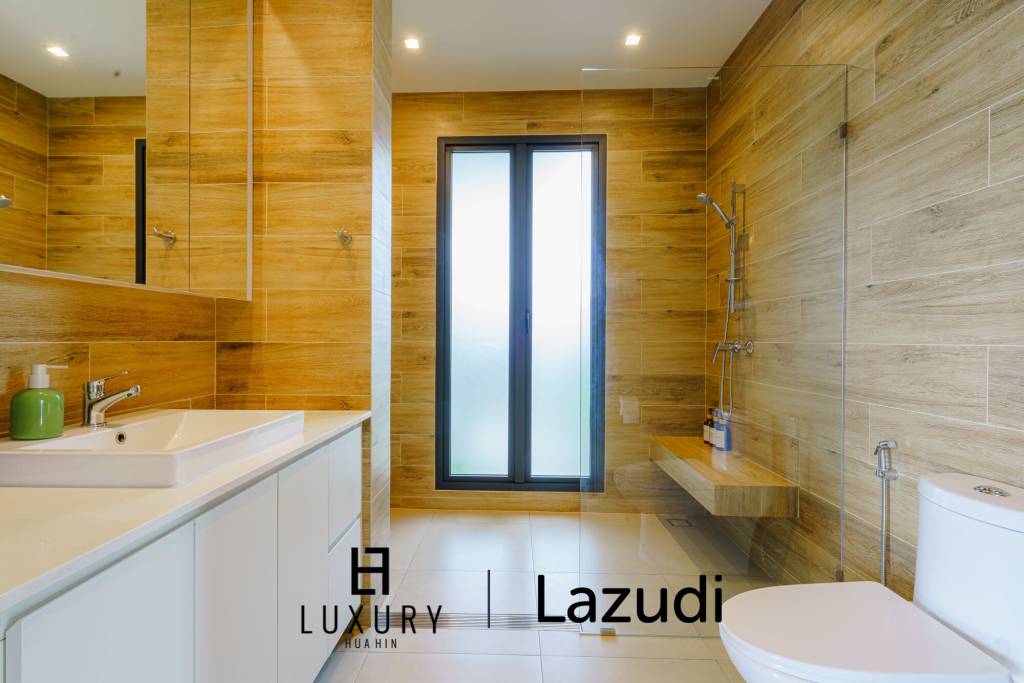 Luxury Pool Villa for Sale SUNSHINE INTERNATIONAL PRESTIGE