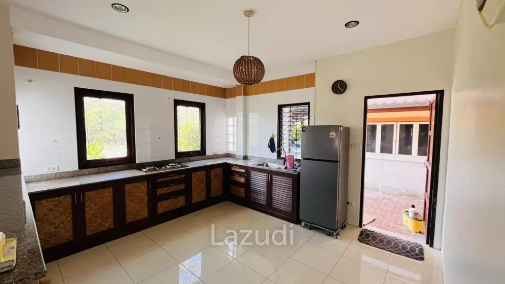 Pet Friendly 2 Bedroom, 2 Bathroom, Between Soi 102 and 112