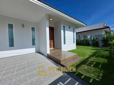 Voll möbliert / privater Pool / 190 qm Wohnfläche