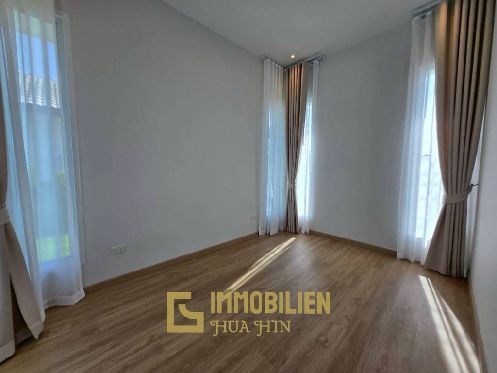 Voll möbliert / privater Pool / 190 qm Wohnfläche