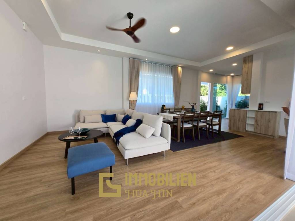 Voll möbliert / privater Pool / 190 qm Wohnfläche