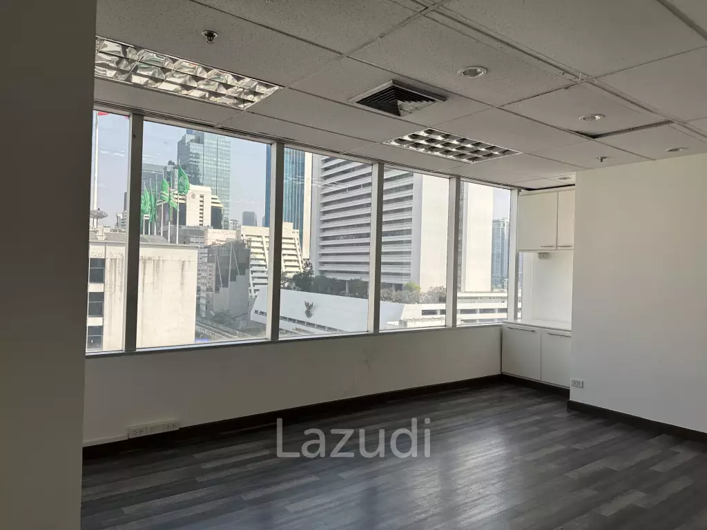 12th Floor Office for Rent in Paso Tower Suriyawong Bangkok