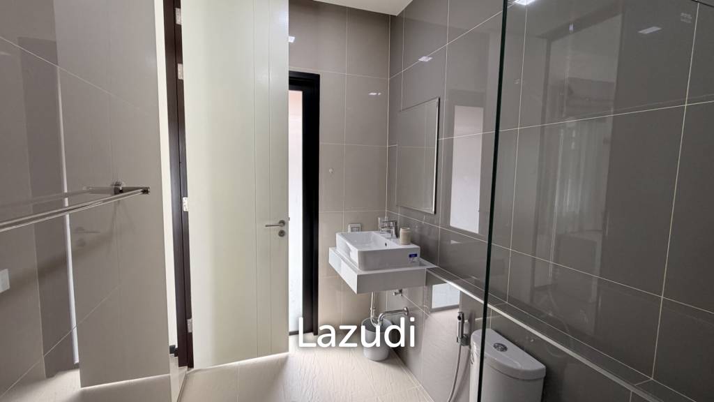 2 Bedroom 2 Bathroom 126 SQ.M. The Maple Pattaya