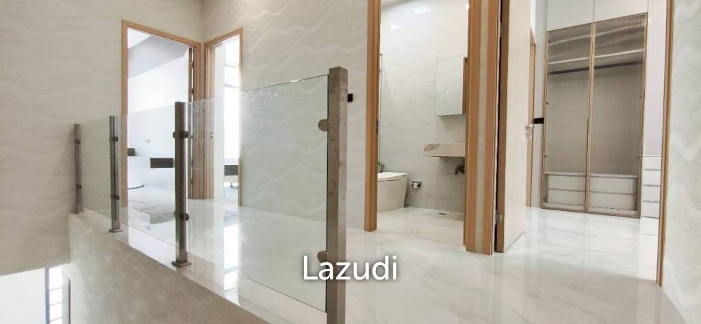 Luxury Townhome for Sale Villa La Richie, Sukhumvit-Pattaya