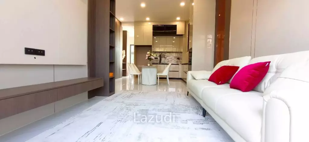 Luxury Townhome for Sale Villa La Richie, Sukhumvit-Pattaya