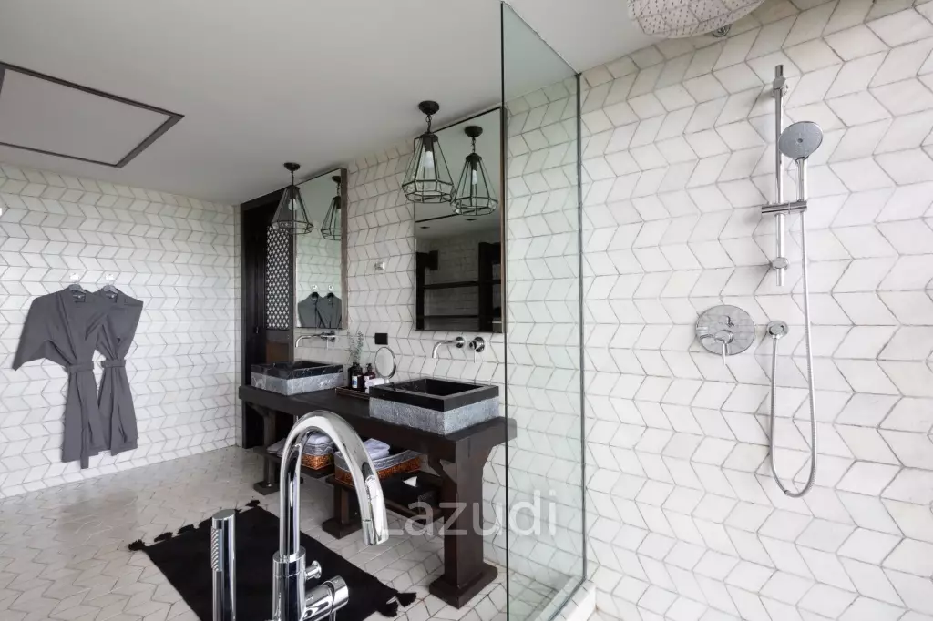 Ultra-Luxury 4-Bedroom Designer Estate in Plai Laem