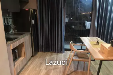 31 sqm 1 Bedroom Condo at Blossom Condo Sathorn-Charoenrat, Yan Nawa Bangkok
