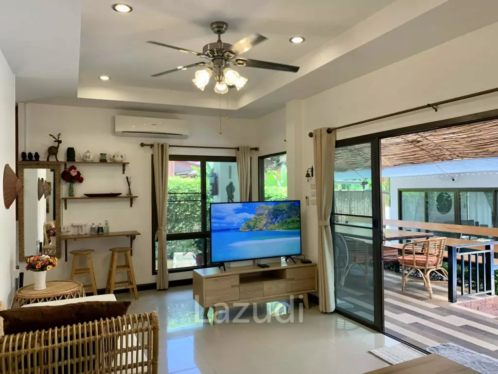 Luxury Balinese-Style Pool Villa  Hua Hin Soi 102 Guesthouse