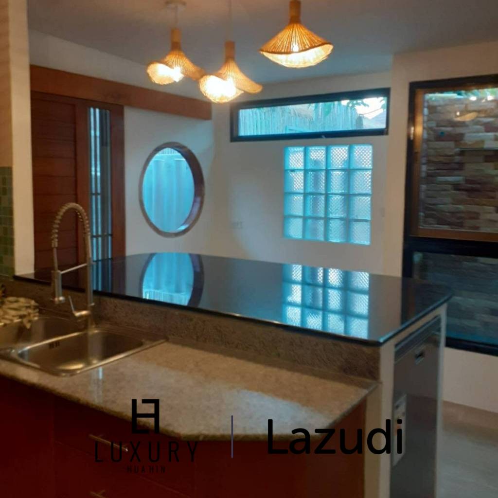 Luxury Balinese-Style Pool Villa  Hua Hin Soi 102 Guesthouse