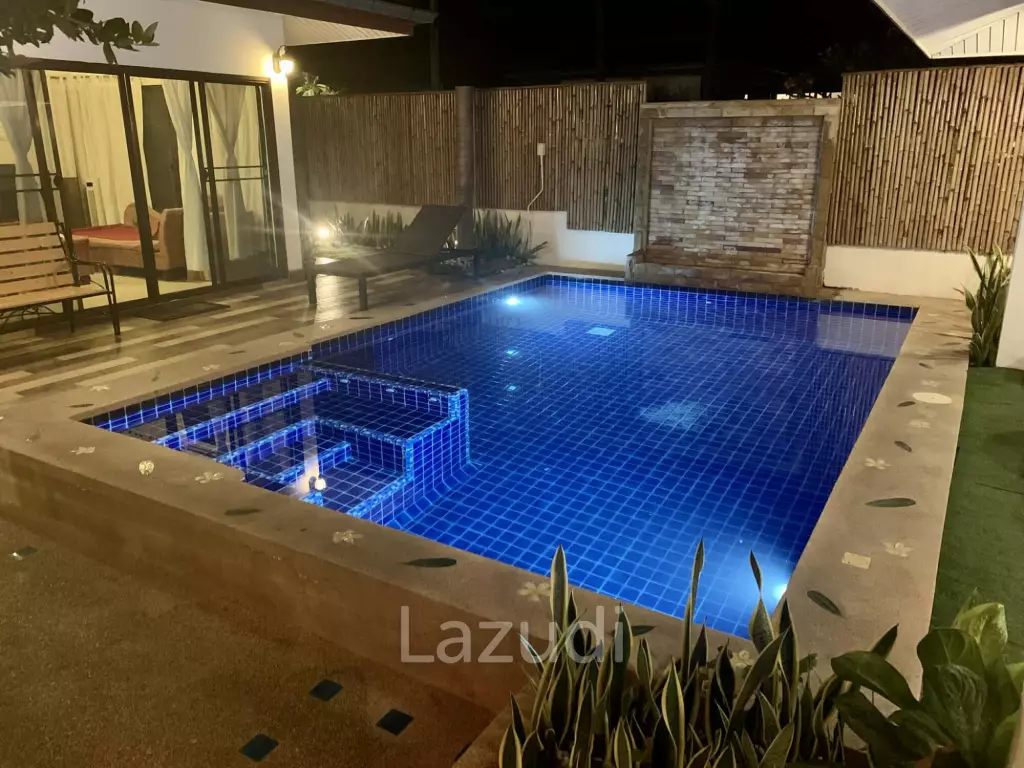 Luxury Balinese-Style Pool Villa  Hua Hin Soi 102 Guesthouse