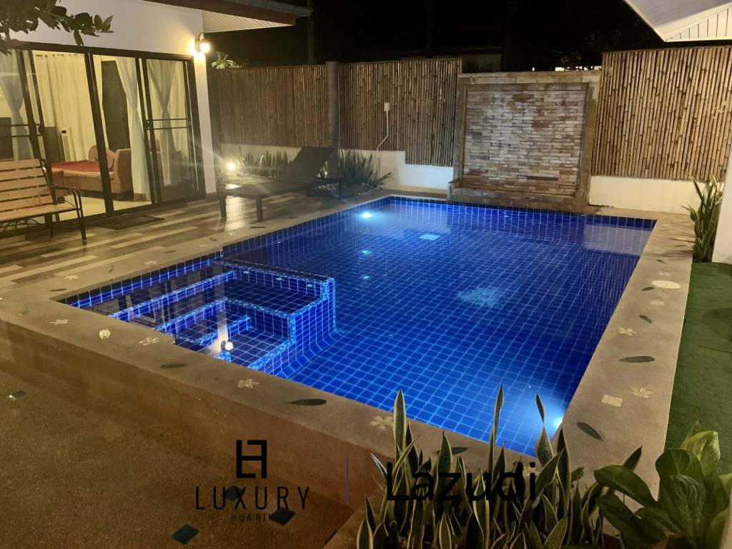Luxury Balinese-Style Pool Villa  Hua Hin Soi 102 Guesthouse