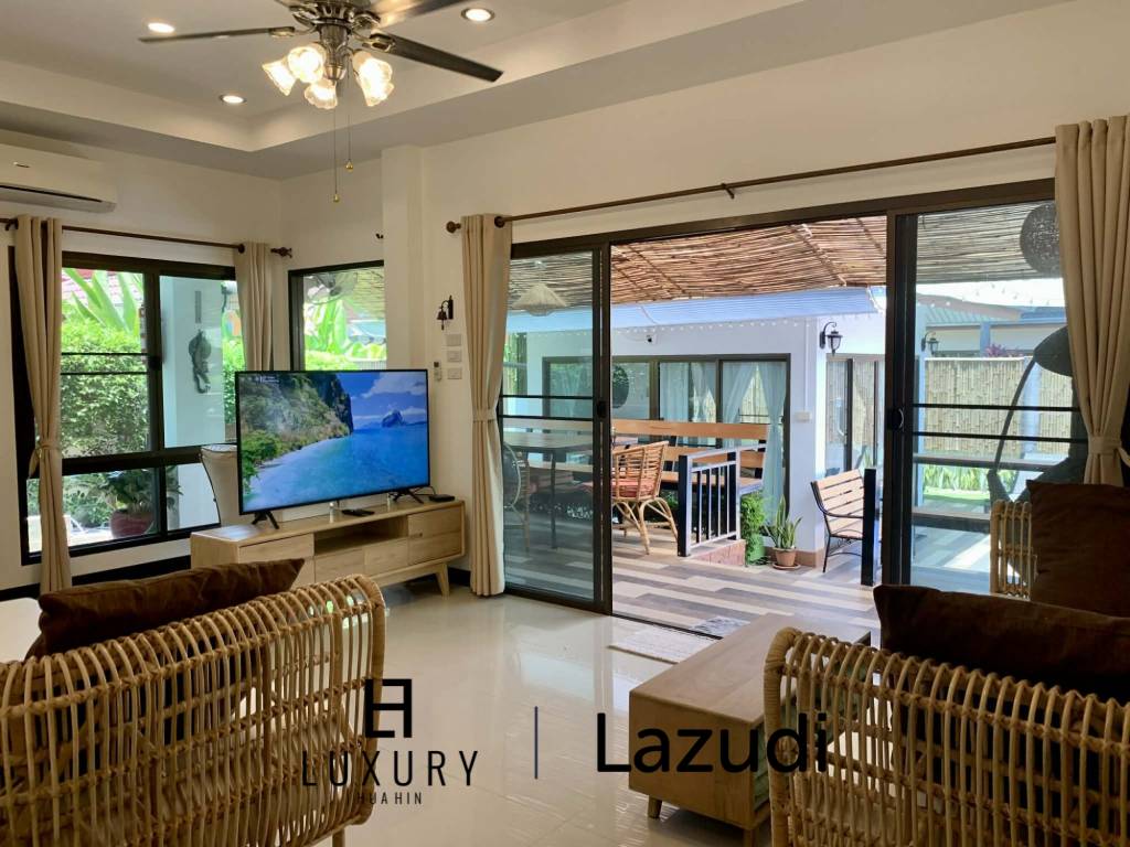 Luxury Balinese-Style Pool Villa  Hua Hin Soi 102 Guesthouse