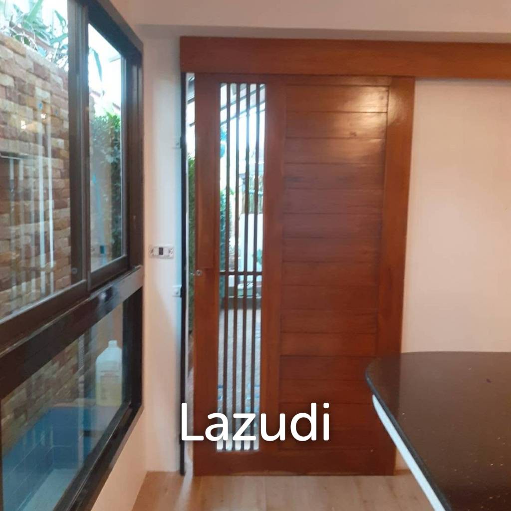 Luxury Balinese-Style Pool Villa  Hua Hin Soi 102 Guesthouse