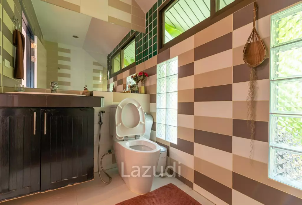 Luxury Balinese-Style Pool Villa  Hua Hin Soi 102 Guesthouse