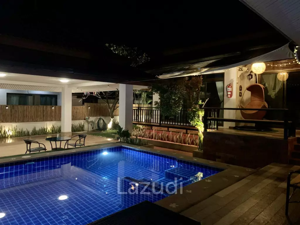 Luxury Balinese-Style Pool Villa  Hua Hin Soi 102 Guesthouse