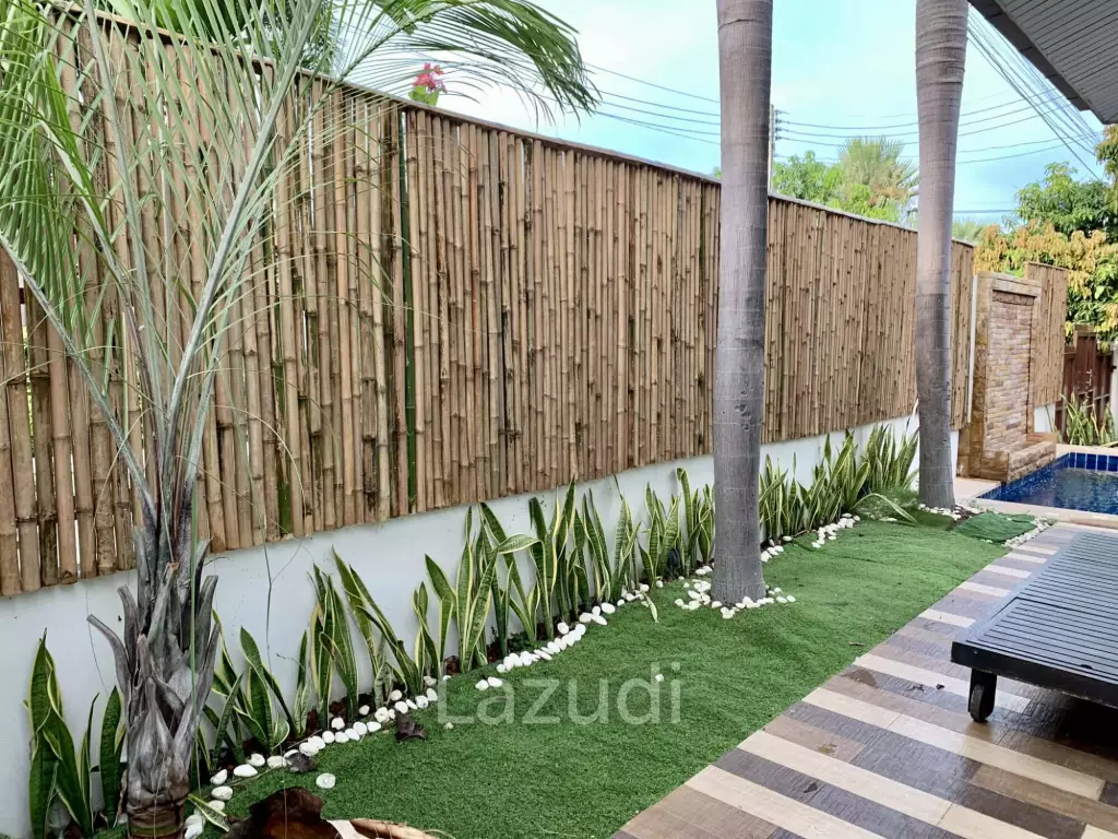 Luxury Balinese-Style Pool Villa  Hua Hin Soi 102 Guesthouse