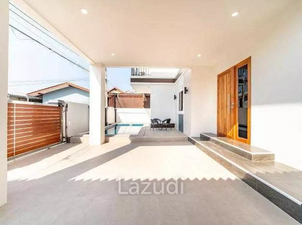 Newly Renovated 6-Bedroom Pool Villa for Sale