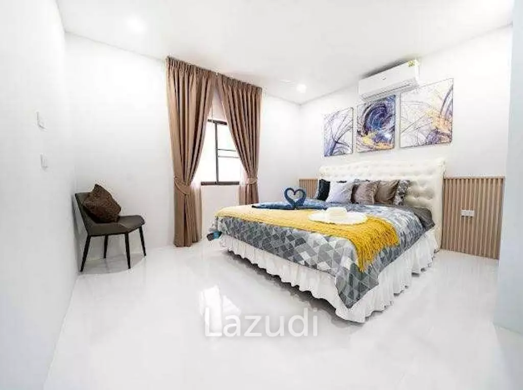 Newly Renovated 6-Bedroom Pool Villa for Sale