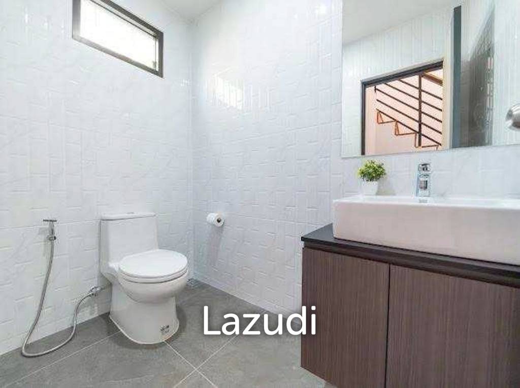 Newly Renovated 6-Bedroom Pool Villa for Sale