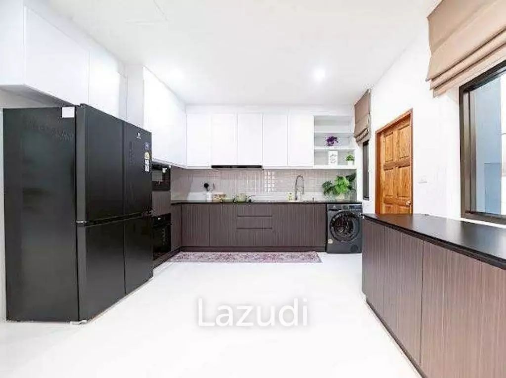 Newly Renovated 6-Bedroom Pool Villa for Sale