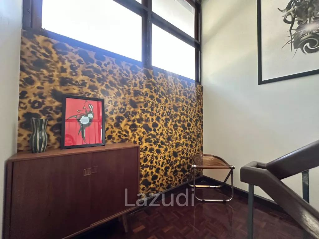400 sqm retail space in Khlong Tan Khlong Toei Bangkok