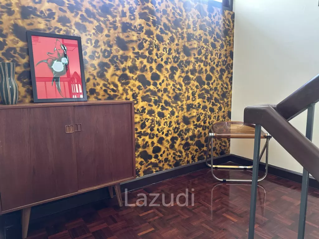 400 sqm retail space in Khlong Tan Khlong Toei Bangkok