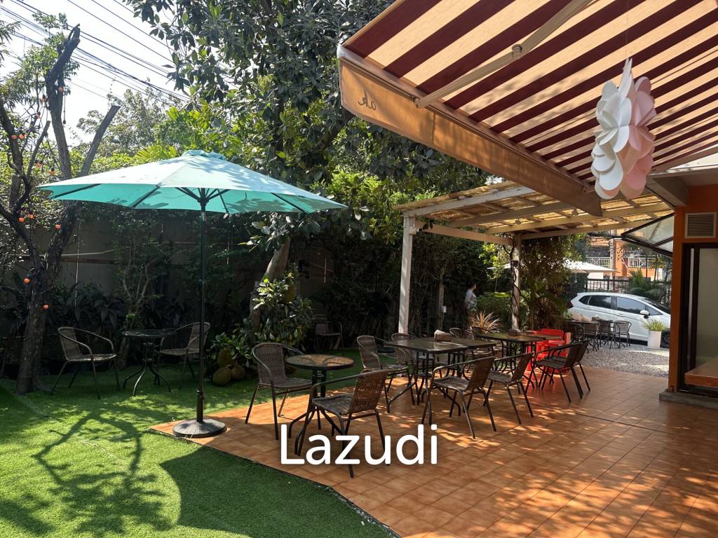 400 sqm retail space in Khlong Tan Khlong Toei Bangkok