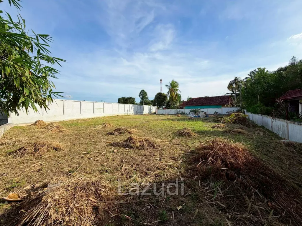 Prime 904 Sq.m. Residential Land Plot Near Mabprachan Lake