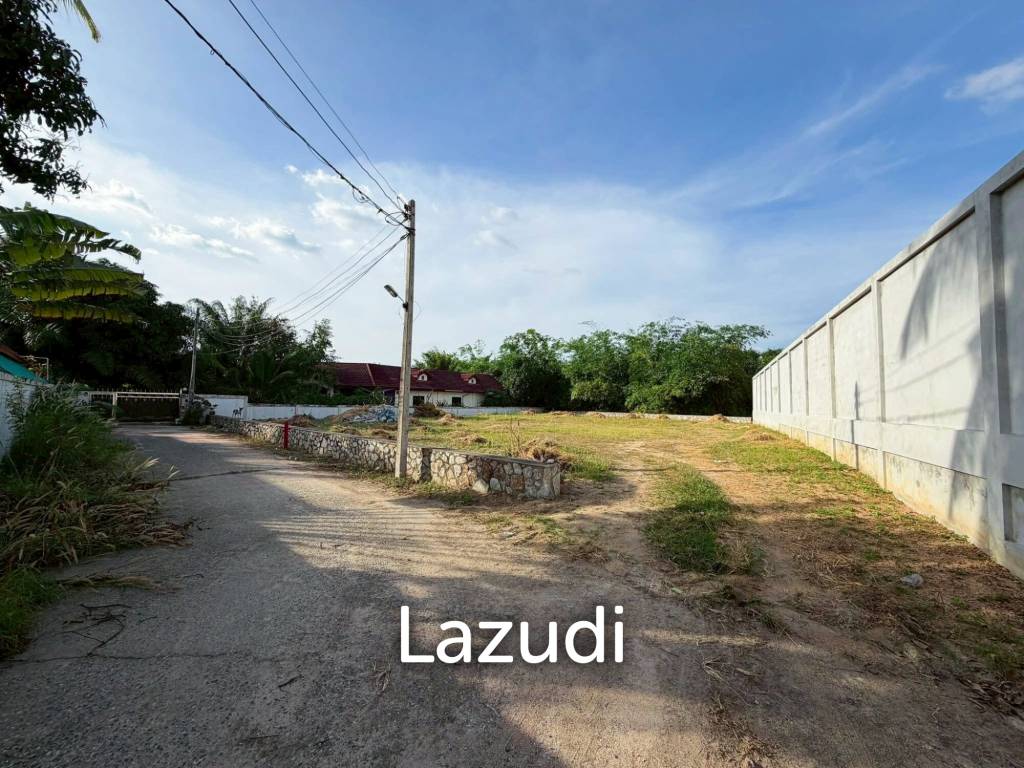 Prime 904 Sq.m. Residential Land Plot Near Mabprachan Lake