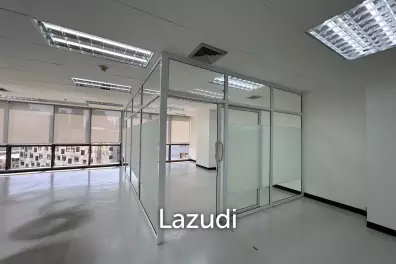 77 sqm office for rent Sino-Thai Tower Khlong Toei Nuea Bangkok