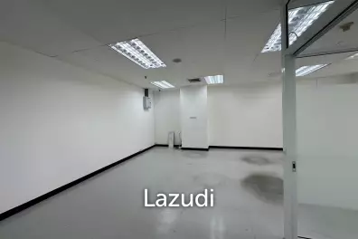 77 sqm office for rent Sino-Thai Tower Khlong Toei Nuea Bangkok