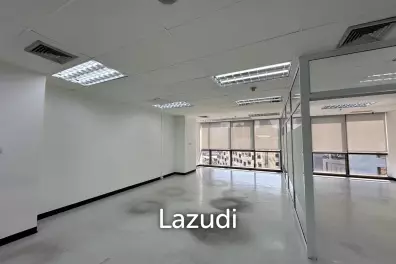 77 sqm office for rent Sino-Thai Tower Khlong Toei Nuea Bangkok