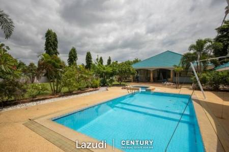 PALM HILLS: Luxury 4 Bed Pool Villa