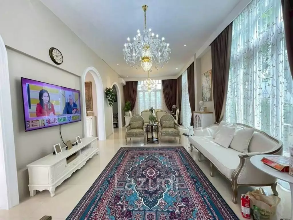Elegant Living 3-Bedroom Pool Villa at Tadarawadi