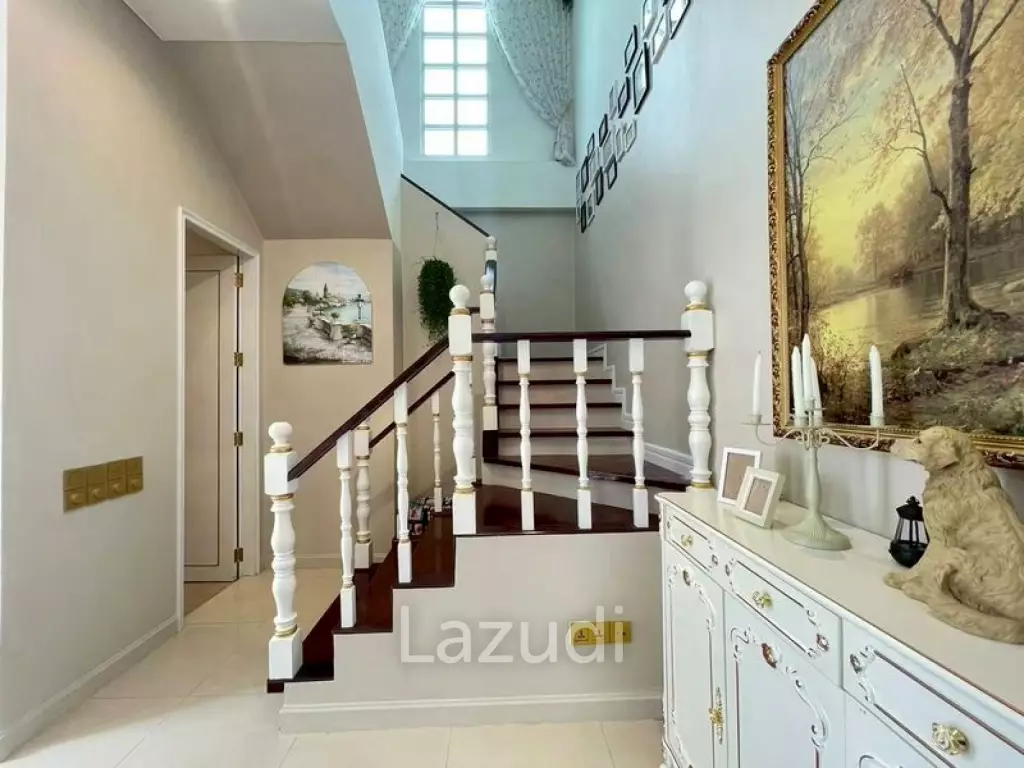 Elegant Living 3-Bedroom Pool Villa at Tadarawadi