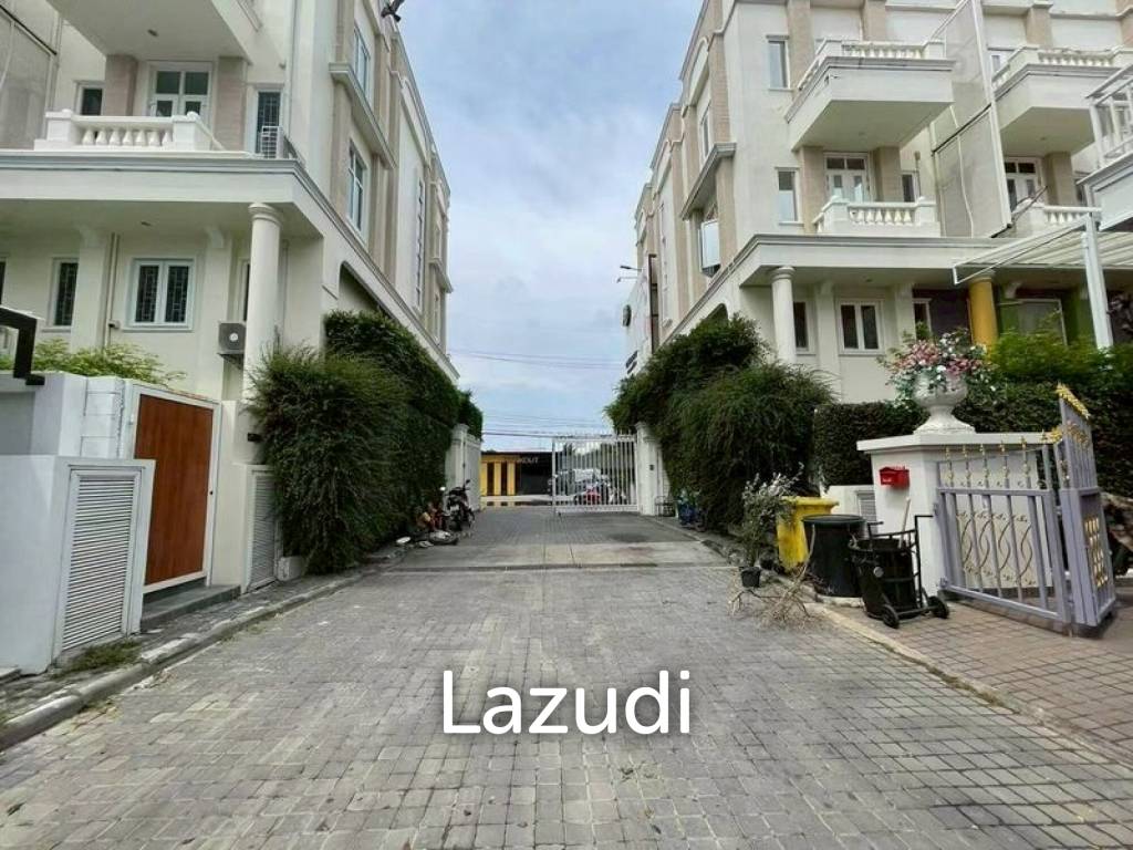 Elegant Living 3-Bedroom Pool Villa at Tadarawadi