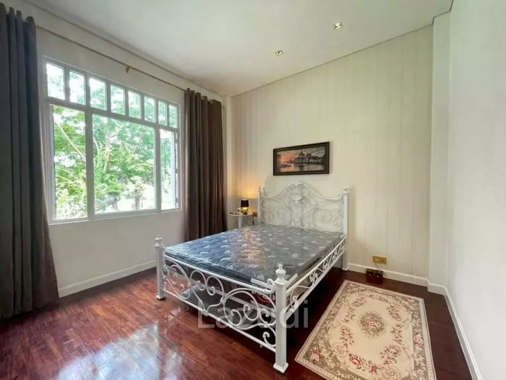 Elegant Living 3-Bedroom Pool Villa at Tadarawadi