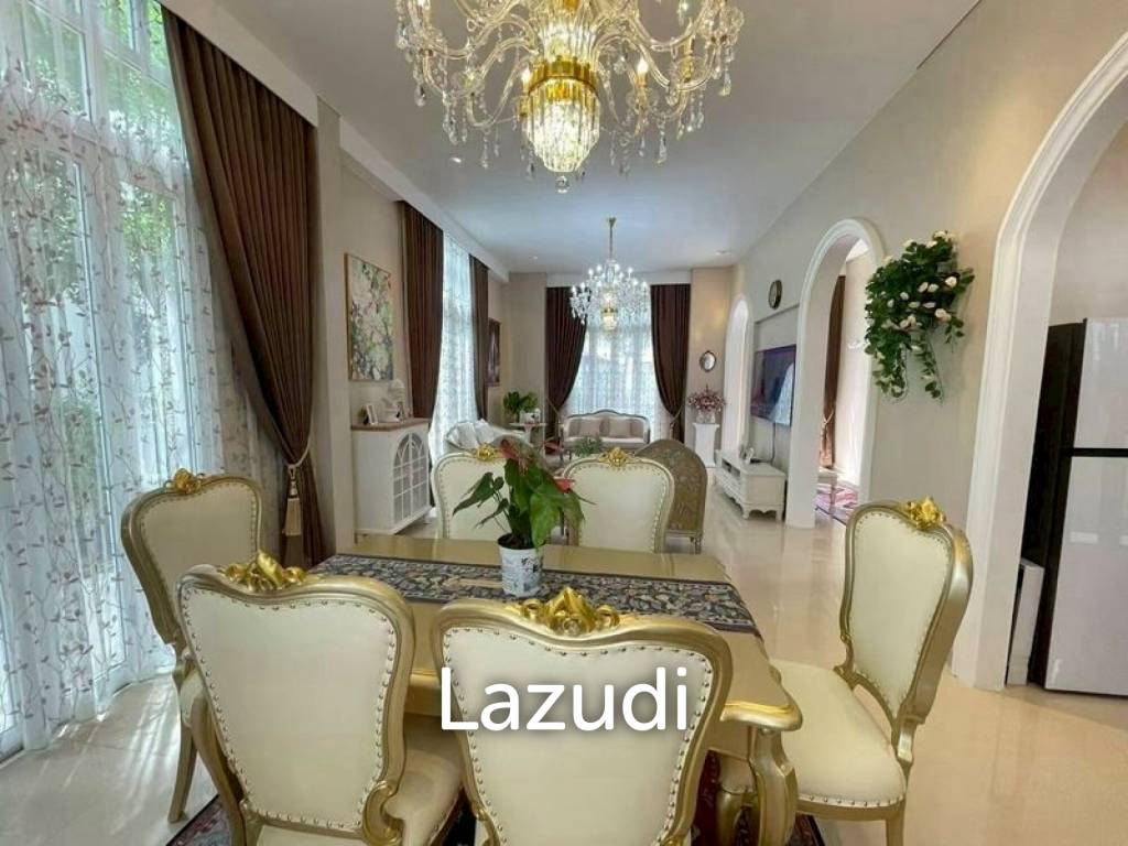 Elegant Living 3-Bedroom Pool Villa at Tadarawadi