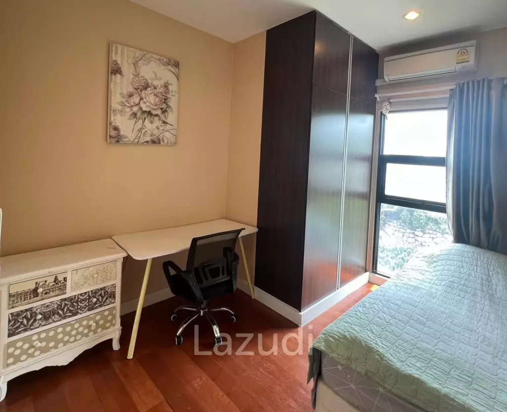 2 Bedroom 2 Bathroom 75 SQ.M. The Axis Condo