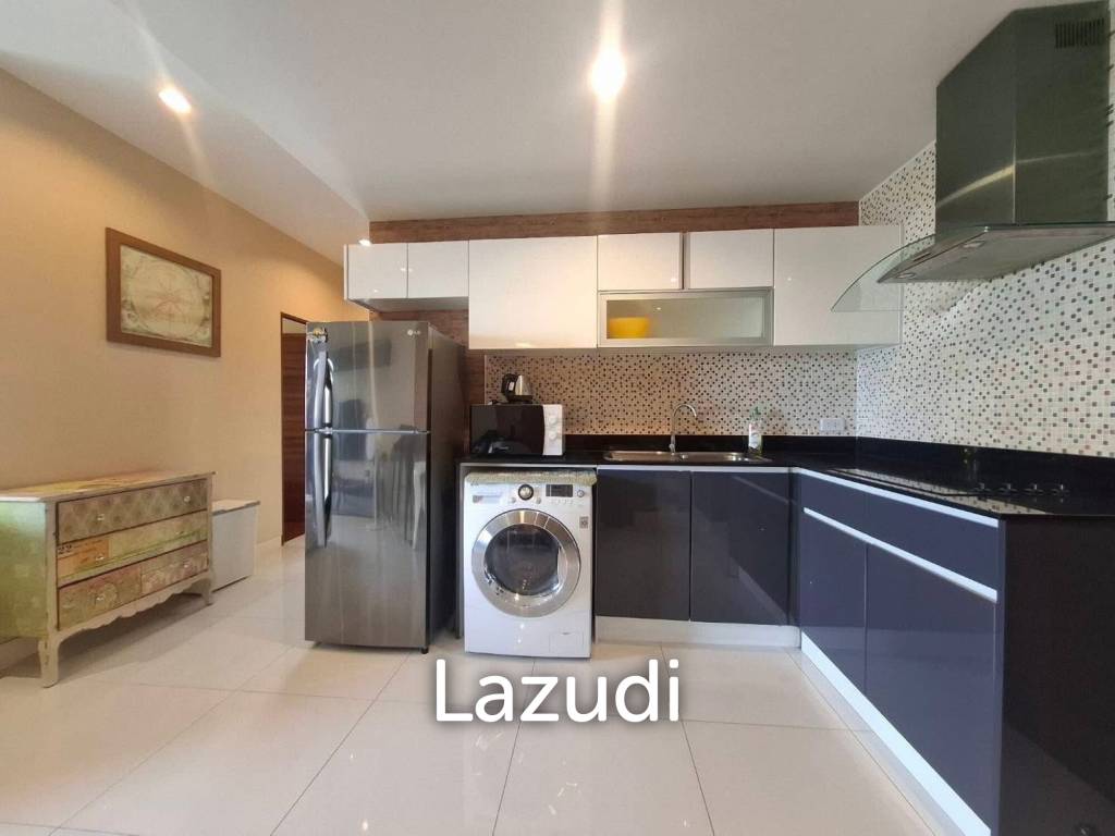 2 Bedroom 2 Bathroom 75 SQ.M. The Axis Condo