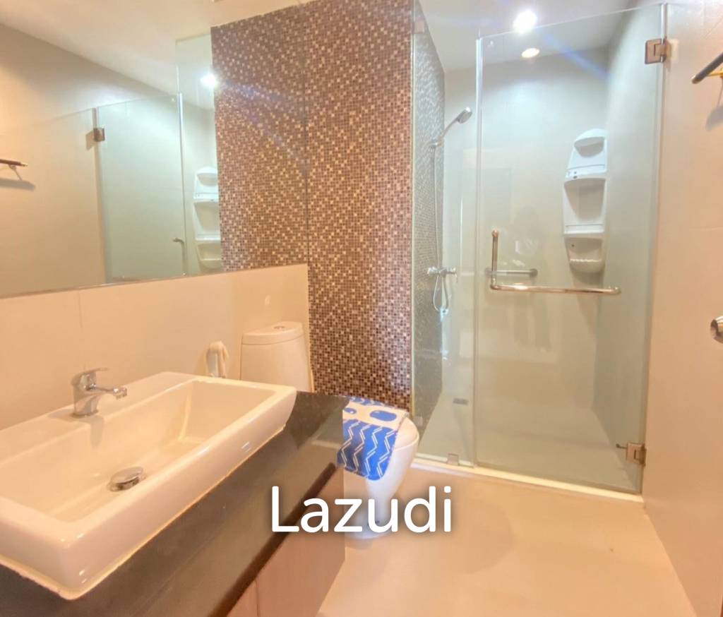 2 Bedroom 2 Bathroom 75 SQ.M. The Axis Condo